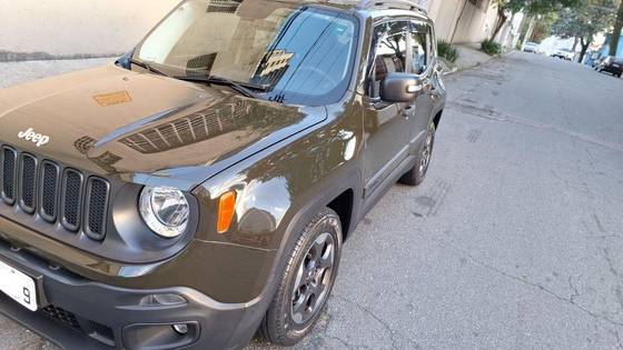 JEEP RENEGADE 1.8 16V FLEX 4P AUTOMÁTICO JEEP RENEGADE 1.8 16V FLEX 4P AUTOMÁTICO